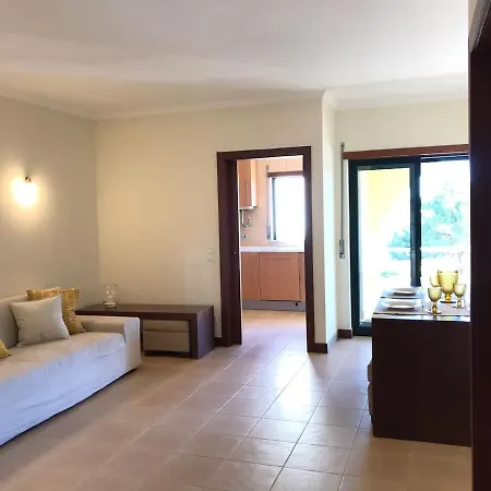 Salgados Mar Apartment *